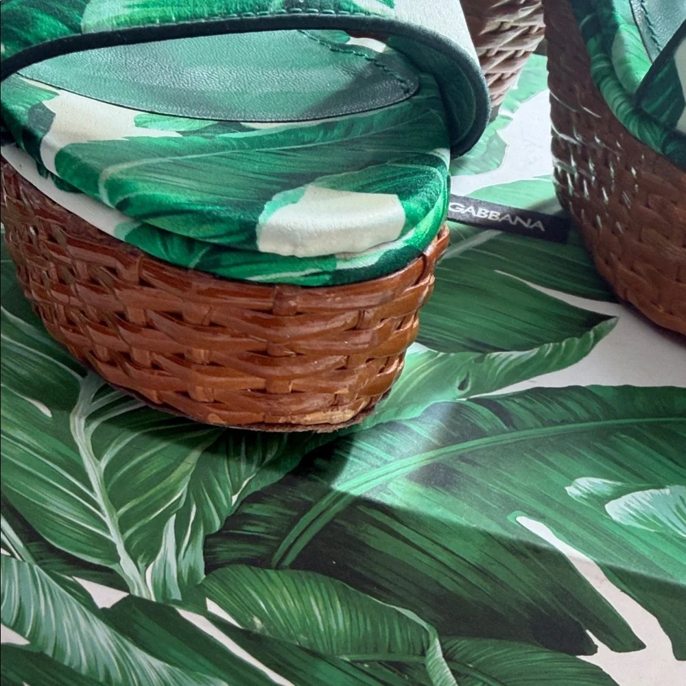 Dolce & Gabbana Green Platform Sandals size 40.5 US10 - Picture 5 of 13